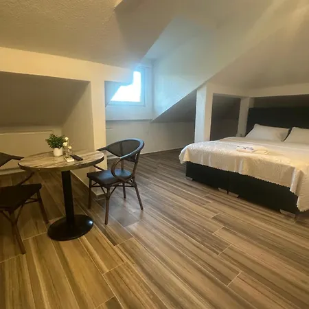 Hotel Piramida Sunca 3*