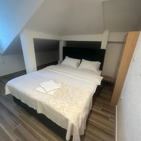 Hotel Piramida Sunca