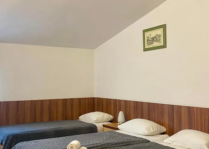 Hotel Piramida Sunca