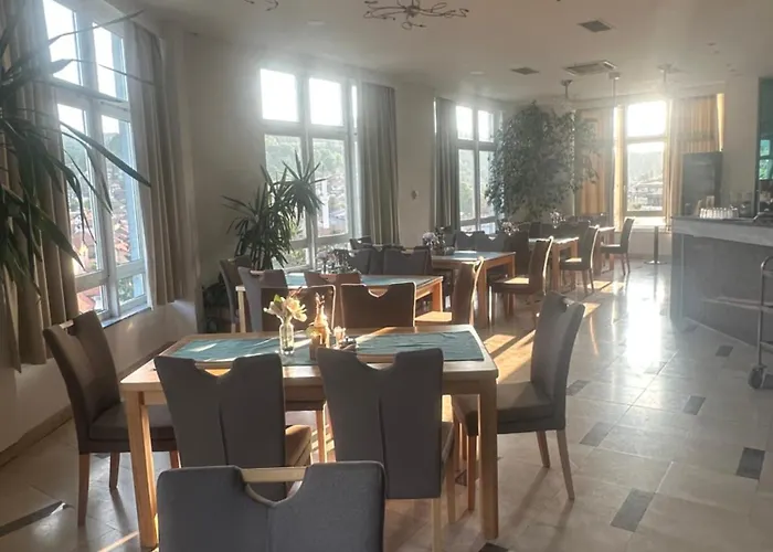 Hotel Piramida Sunca