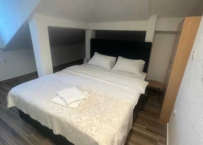 Hotel Piramida Sunca