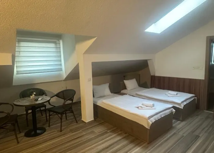 Hotel Piramida Sunca